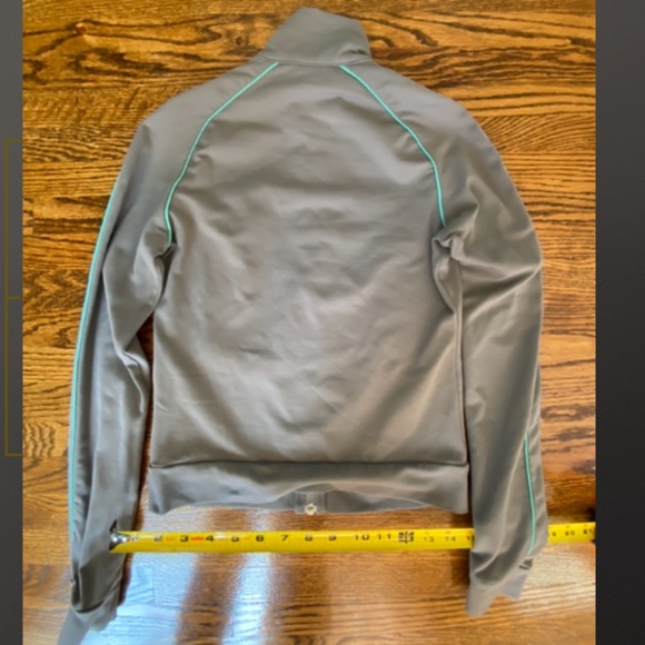 TNA Aritzia Jacket - Picture 3 of 9